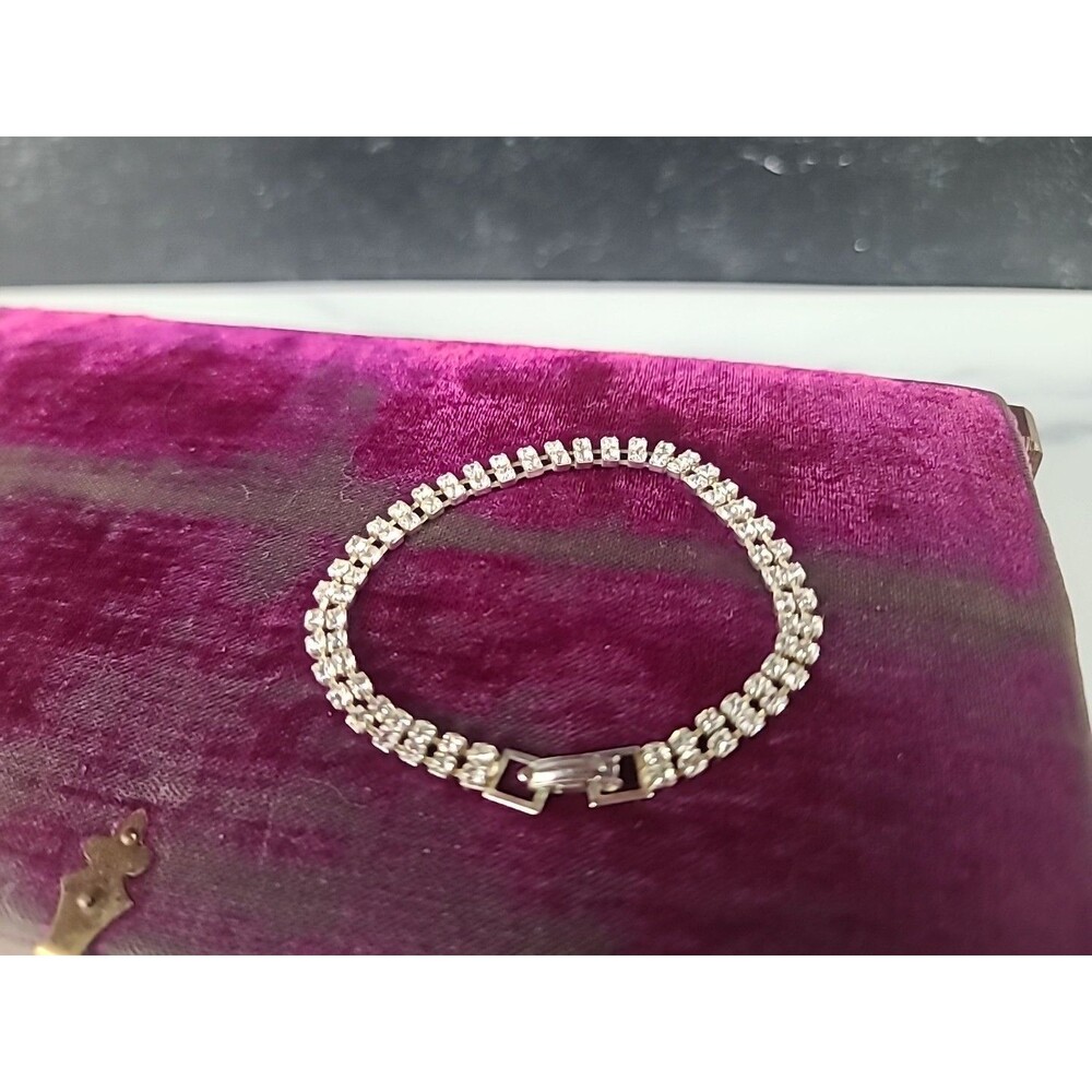 Prong Set Clear Rhinestone Silver Tone Metal Bracelet Vintage Costume Jewelry
